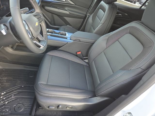 New 2026 Chevrolet Equinox EV LT image 32