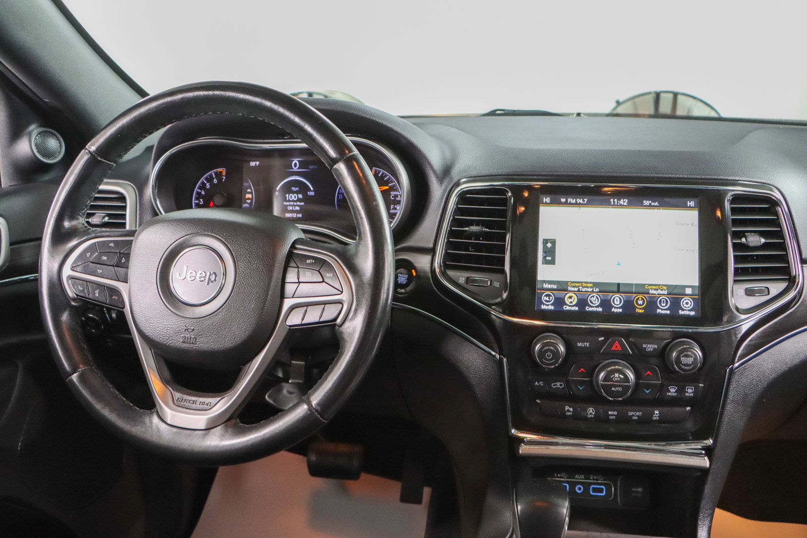 Used 2022 Jeep Grand Cherokee Limited image 17