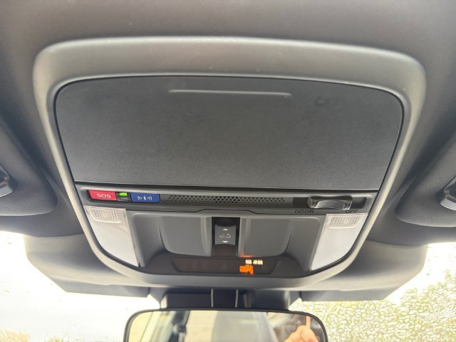 Used 2025 Subaru Forester Premium AWD/4WD image 27