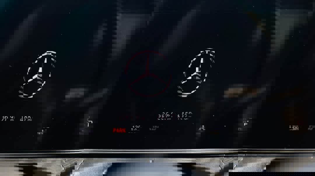 Certified 2025 Mercedes-Benz C 300 4MATIC Sedan image 24