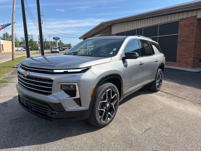 New 2026 Chevrolet Traverse High Country FWD image 1