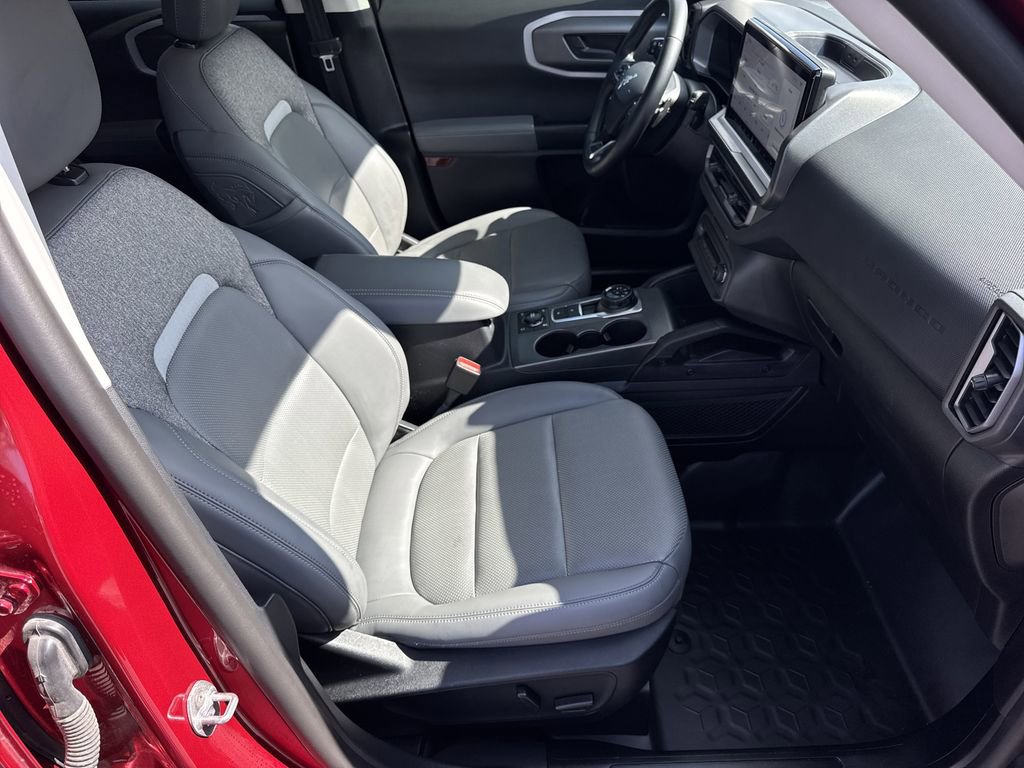 Used 2025 Ford Bronco Sport Badlands AWD/4WD image 13