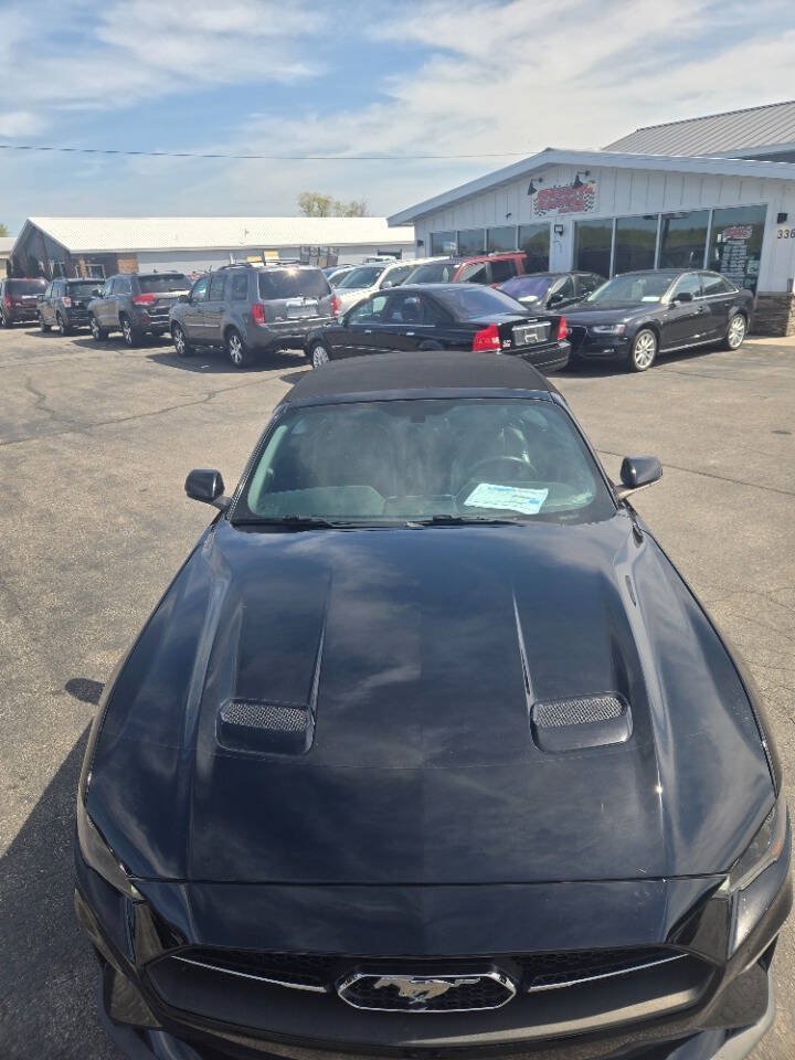 Used 2018 Ford Mustang Premium w/ Equipment Group 201A RWD image 11