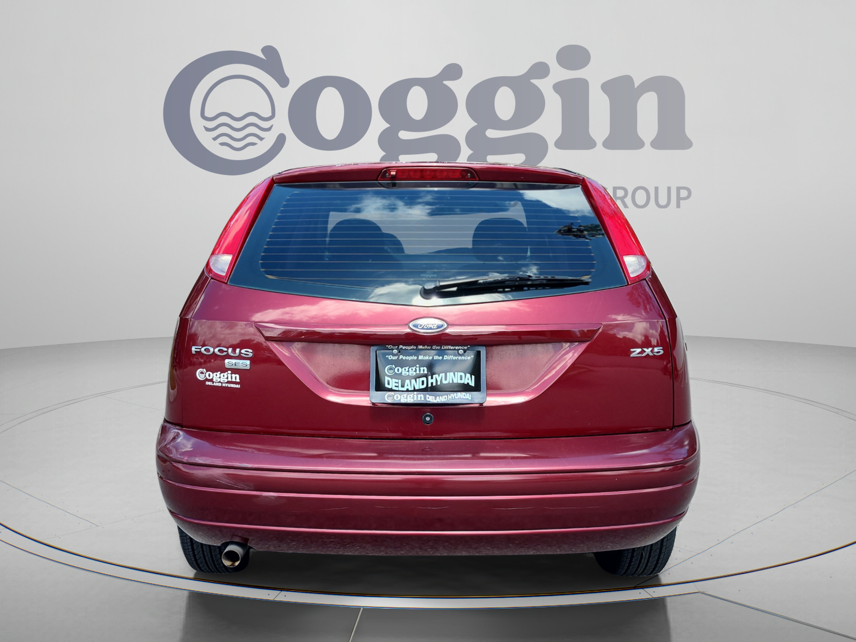 Used 2006 Ford Focus ZX5 Hatchback FWD image 4