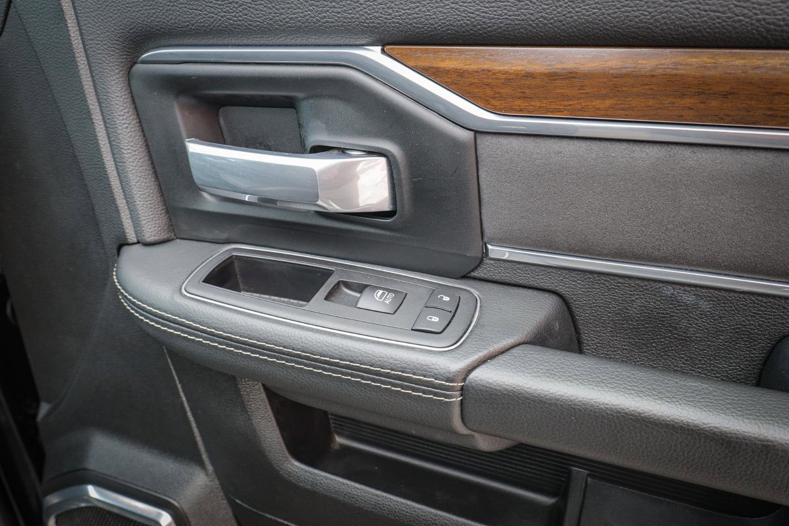 Used 2024 RAM 2500 Laramie image 24