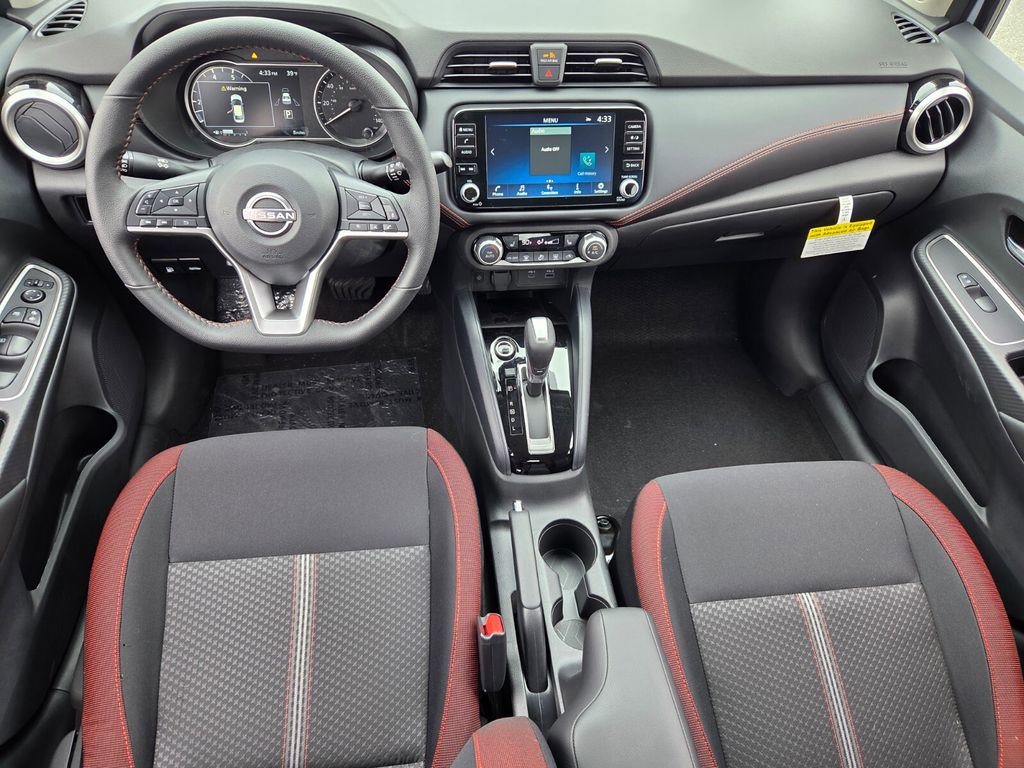 New 2025 Nissan Versa SR w/ Trunk Package image 6