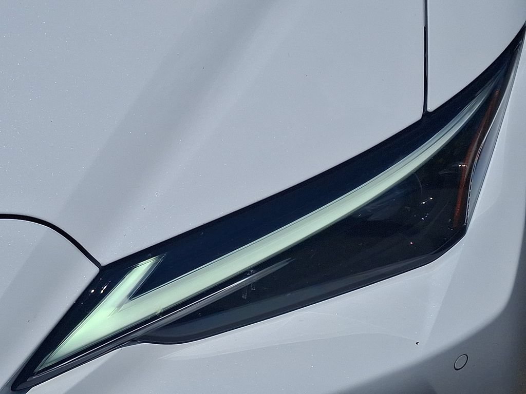 Used 2025 Lexus IS 350 F Sport AWD/4WD image 11