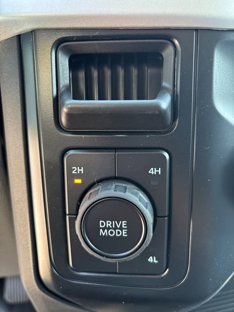 New 2026 Ford F550 4x4 Crew Cab image 24