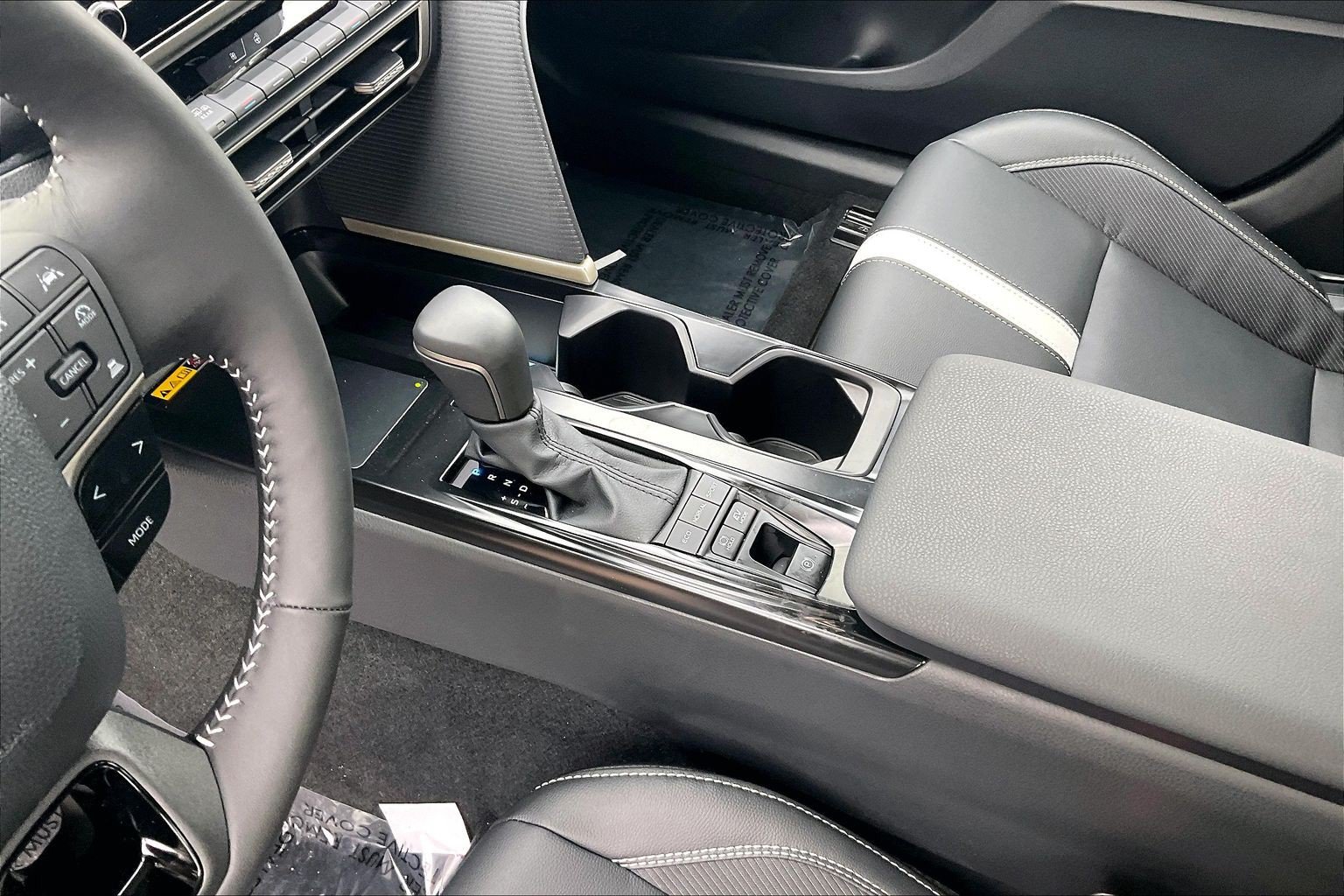 New 2026 Toyota Camry SE AWD/4WD image 10
