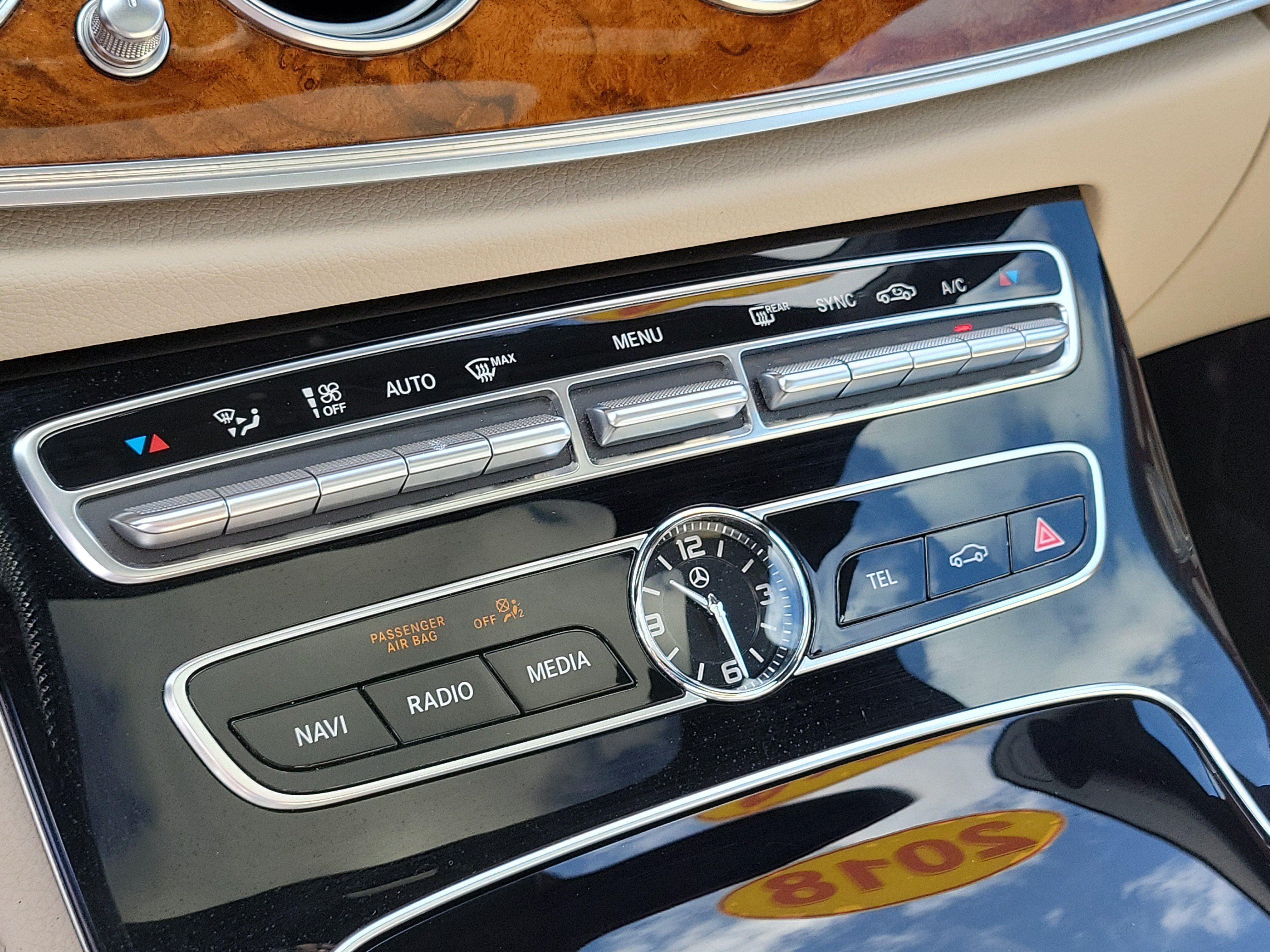 Used 2018 Mercedes-Benz E 300 image 26