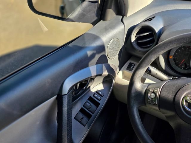Used 2012 Toyota RAV4 FWD w/ Value Pkg image 22