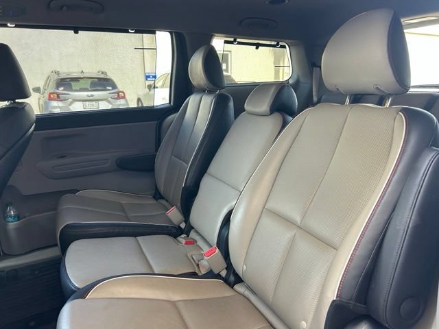 Used 2019 Kia Sedona EX FWD image 15