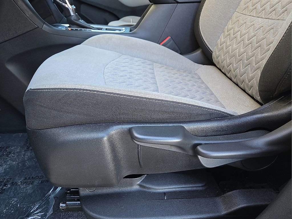 Used 2023 Chevrolet Equinox LS w/ Sport Edition image 23