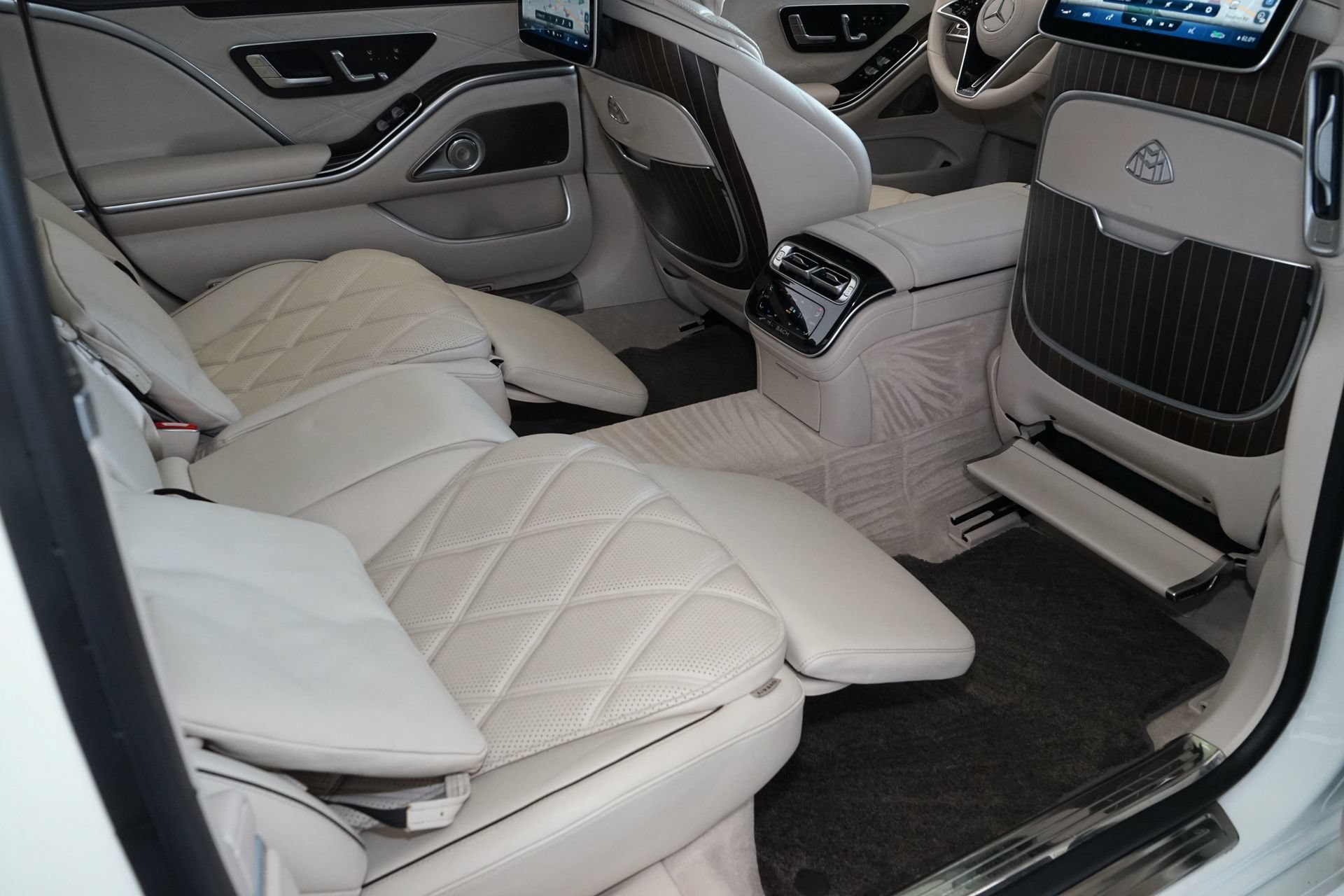 Used 2022 Mercedes-Benz Maybach S 580 4MATIC image 24