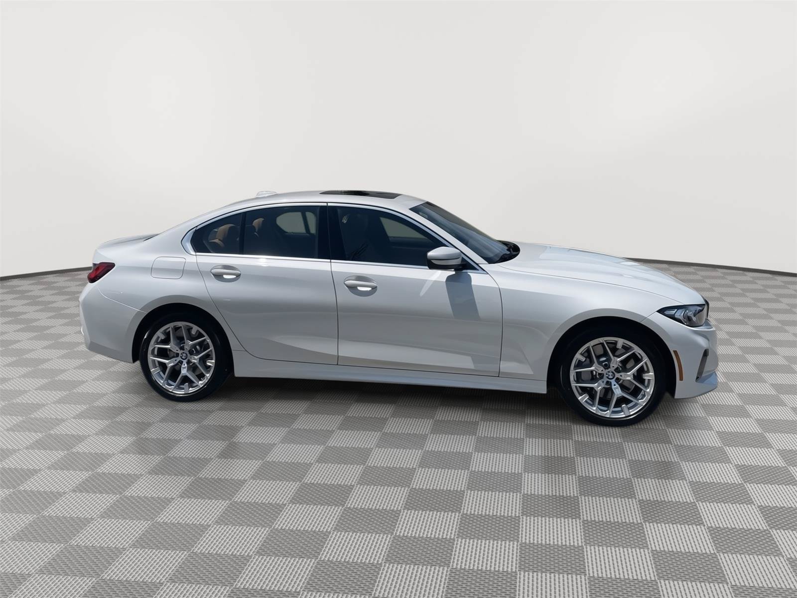Used 2025 BMW 330i xDrive Sedan w/ Premium Package AWD/4WD image 16