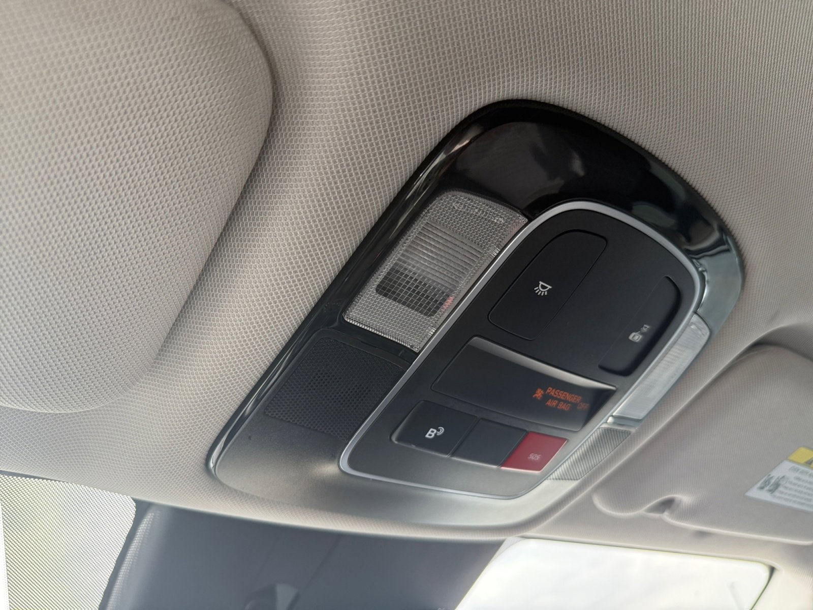 Used 2025 Hyundai Sonata SE image 18