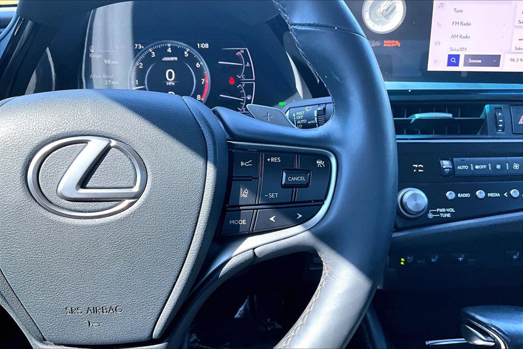 Used 2023 Lexus ES 350 w/ Premium Package FWD image 14