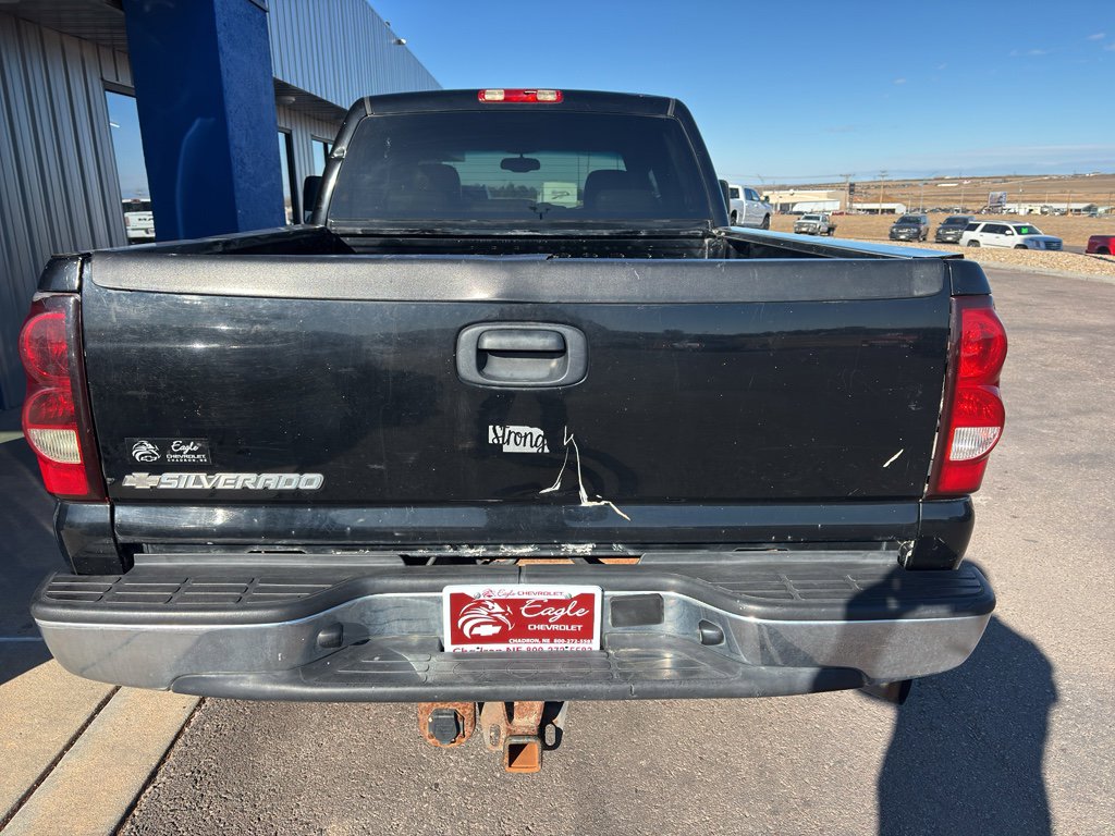 Used 2006 Chevrolet Silverado 2500 LT w/ Heavy-Duty Power Package image 7