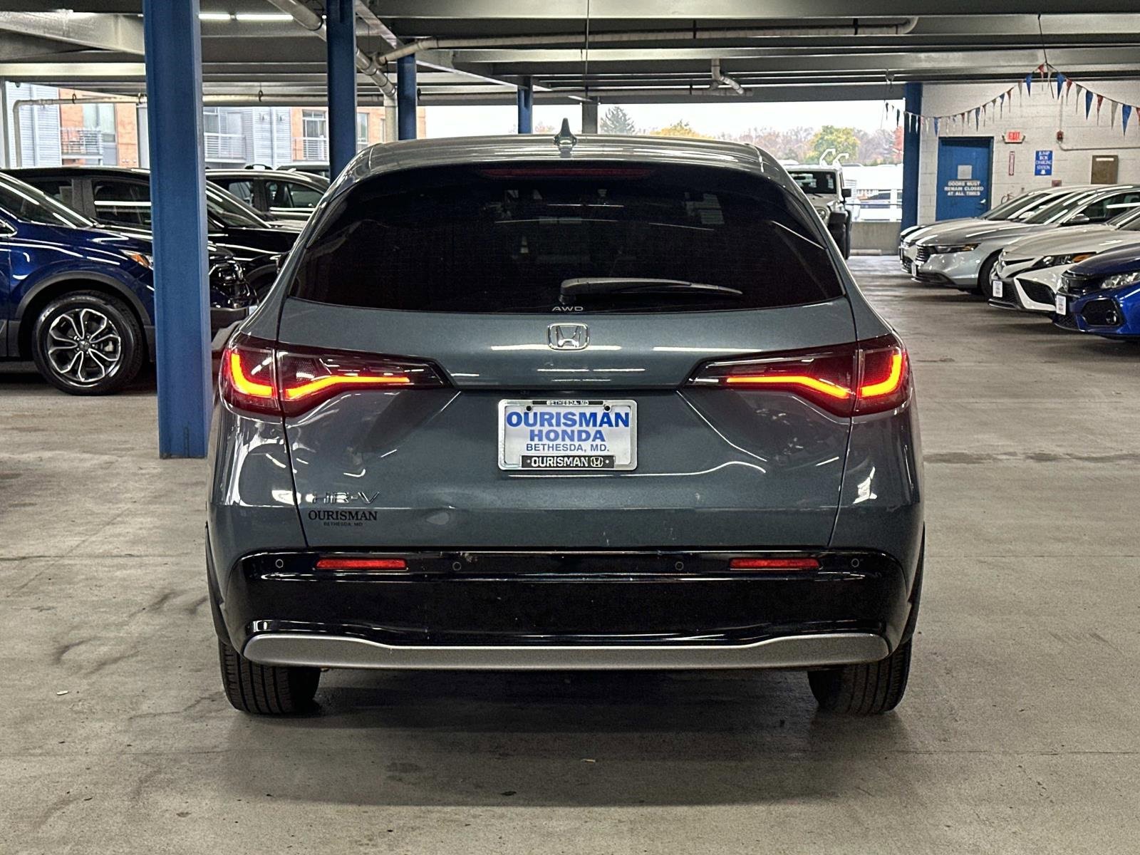 Used 2023 Honda HR-V EX-L image 3