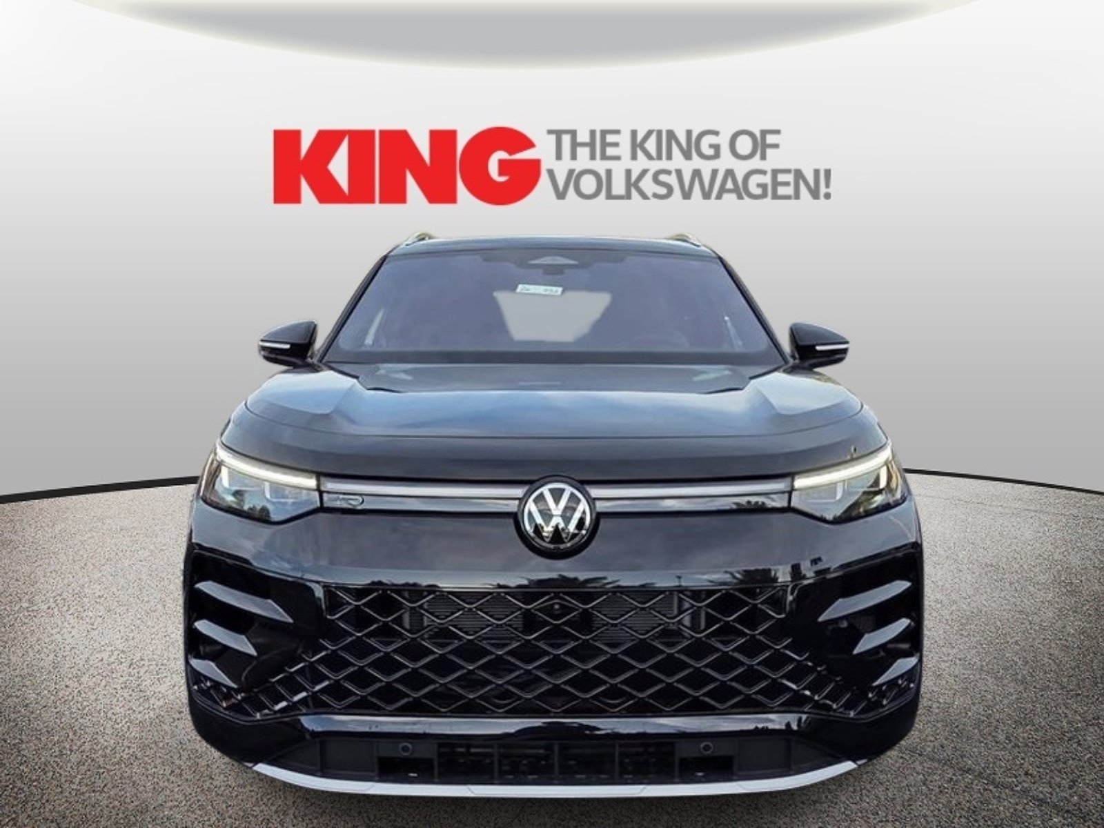 New 2026 Volkswagen Tiguan SEL R-Line AWD/4WD image 9