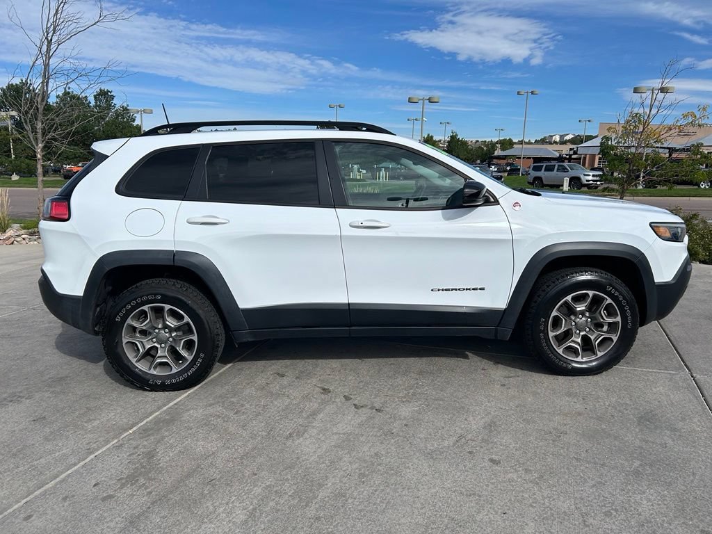 Used 2022 Jeep Cherokee Trailhawk AWD/4WD image 8