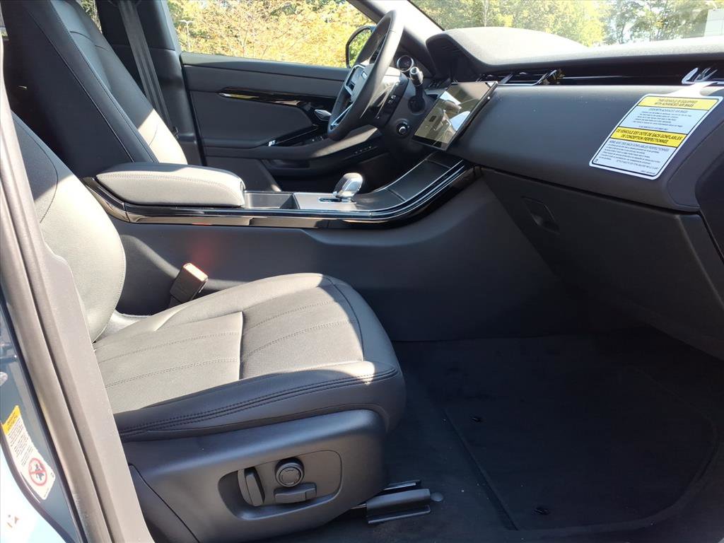 New 2026 Land Rover Range Rover Evoque S AWD/4WD image 3