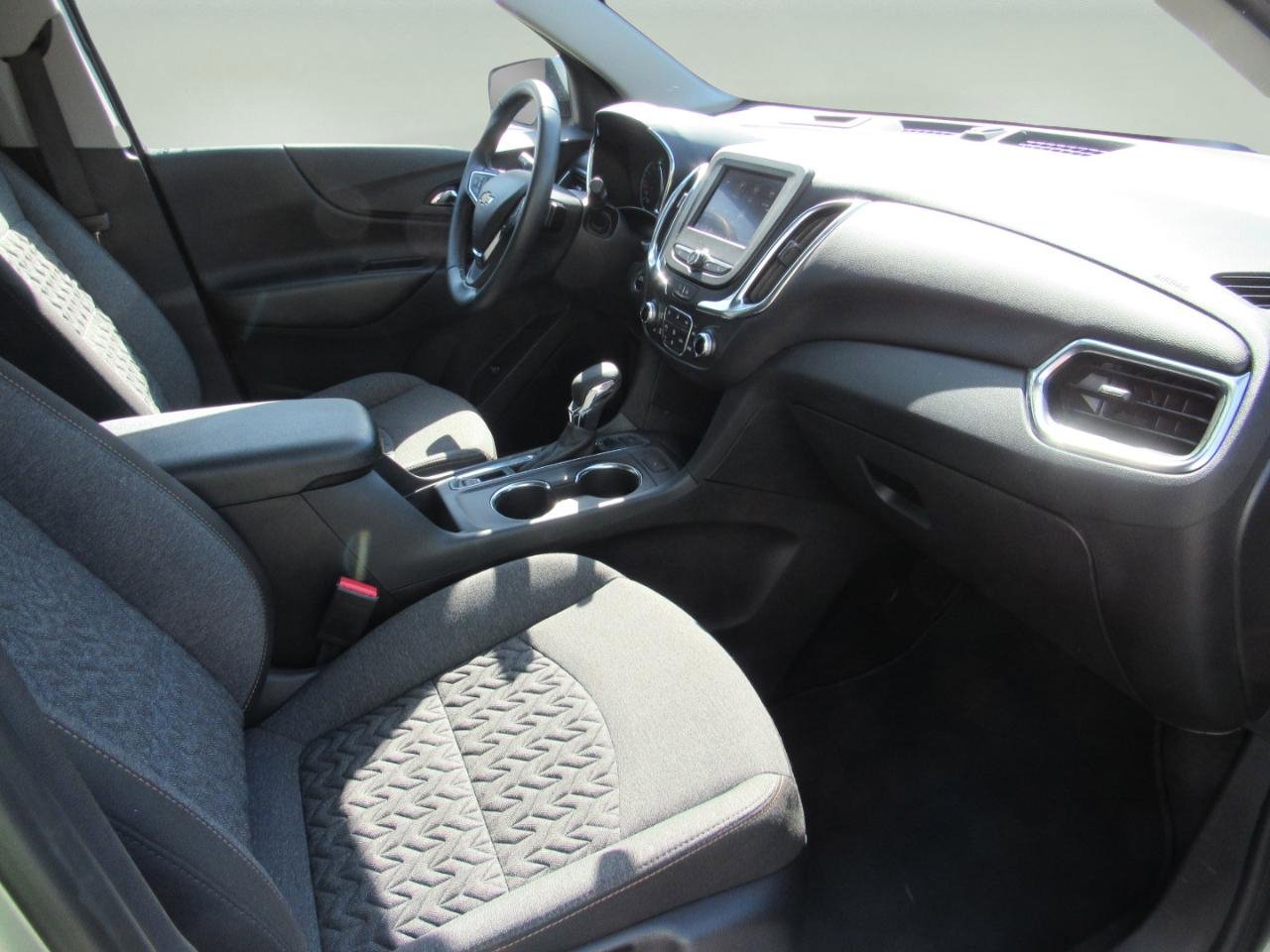 Used 2024 Chevrolet Equinox LT image 28