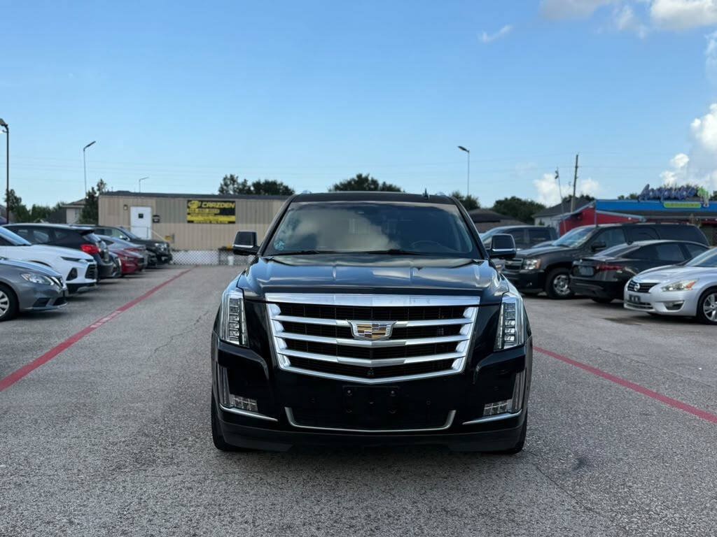 Used 2017 Cadillac Escalade ESV Premium Luxury AWD/4WD image 5