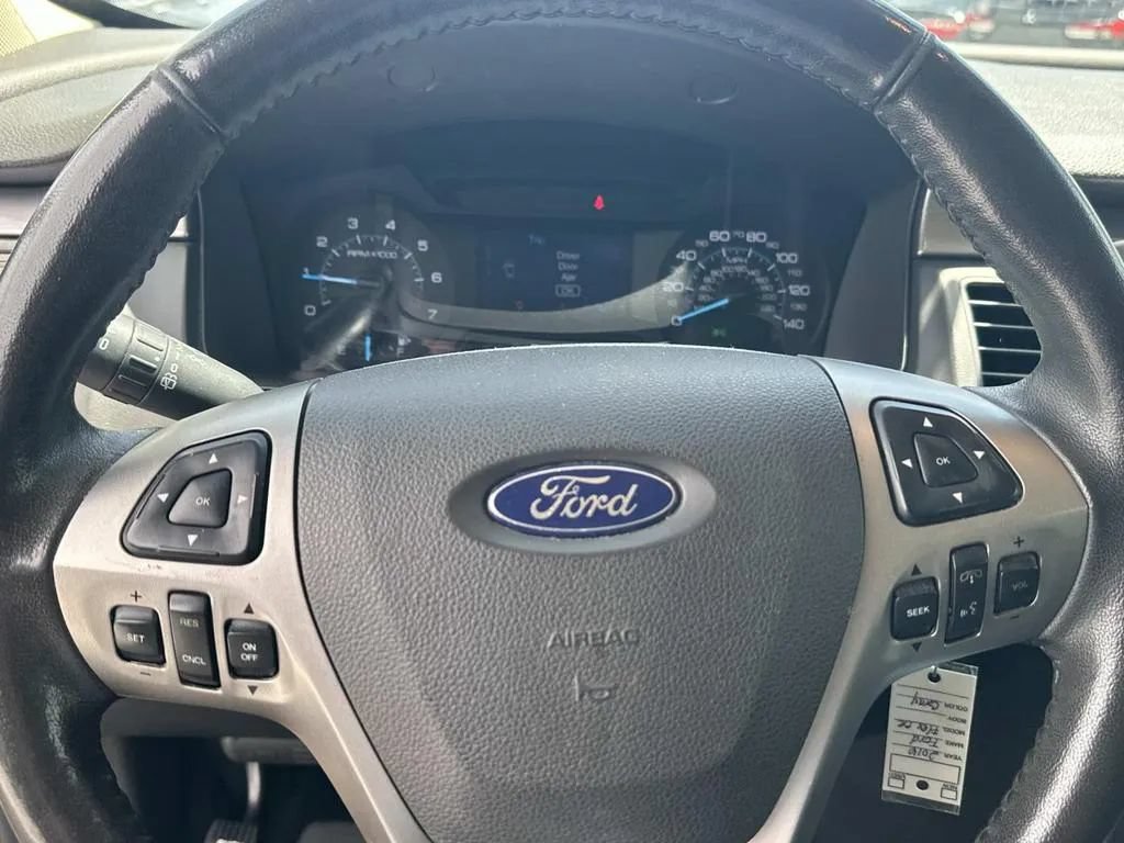 Used 2016 Ford Flex SE FWD image 19