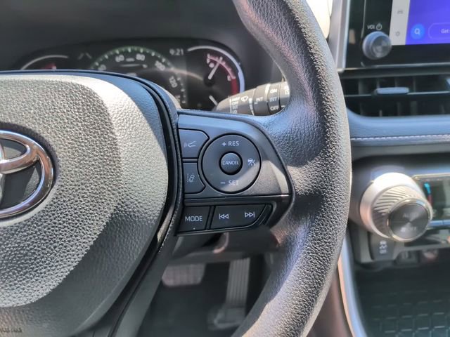 Certified 2025 Toyota RAV4 XLE FWD image 15