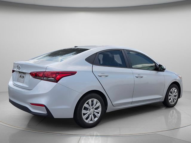 Used 2022 Hyundai Accent SE FWD image 7
