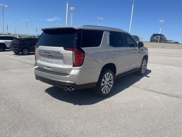 Used 2023 GMC Yukon Denali image 5