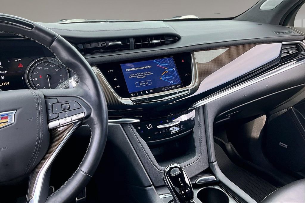 Used 2025 Cadillac XT6 Sport w/ Platinum Package AWD/4WD image 6