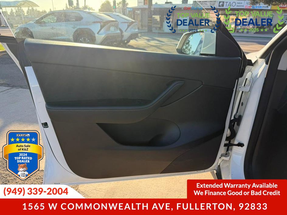 Used 2021 Tesla Model Y Long Range image 22