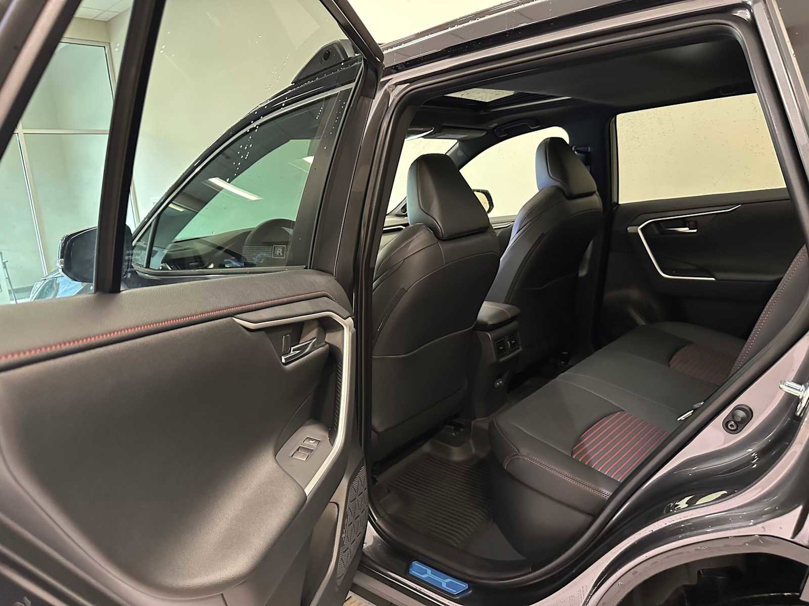 Certified 2025 Toyota RAV4 XSE w/ Weather Package image 25