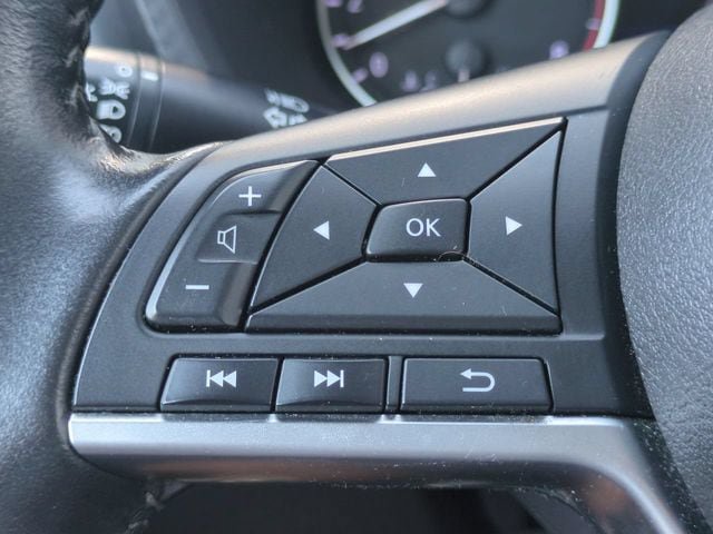 Used 2022 Nissan Sentra SV FWD image 22