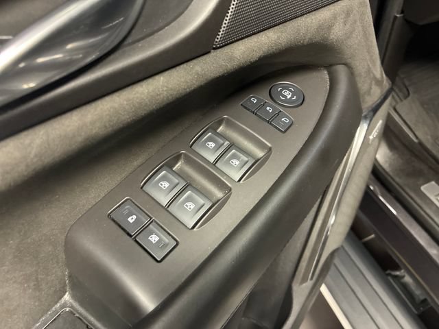 Used 2016 Cadillac Escalade ESV Platinum AWD/4WD image 11