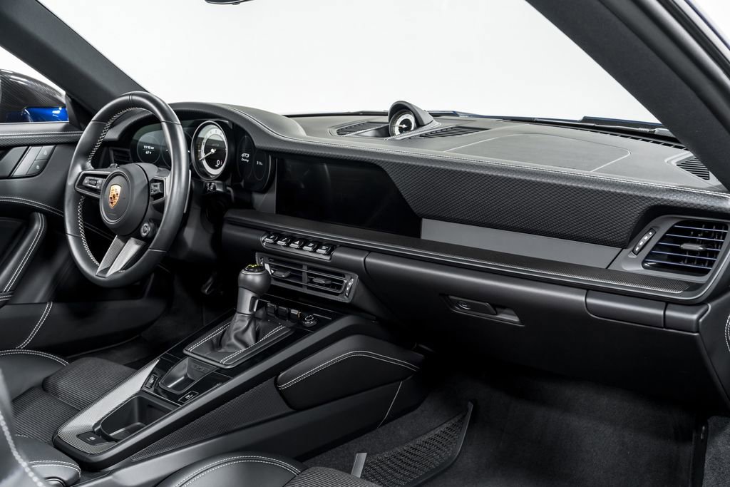 Used 2022 Porsche 911 GT3 RWD image 33