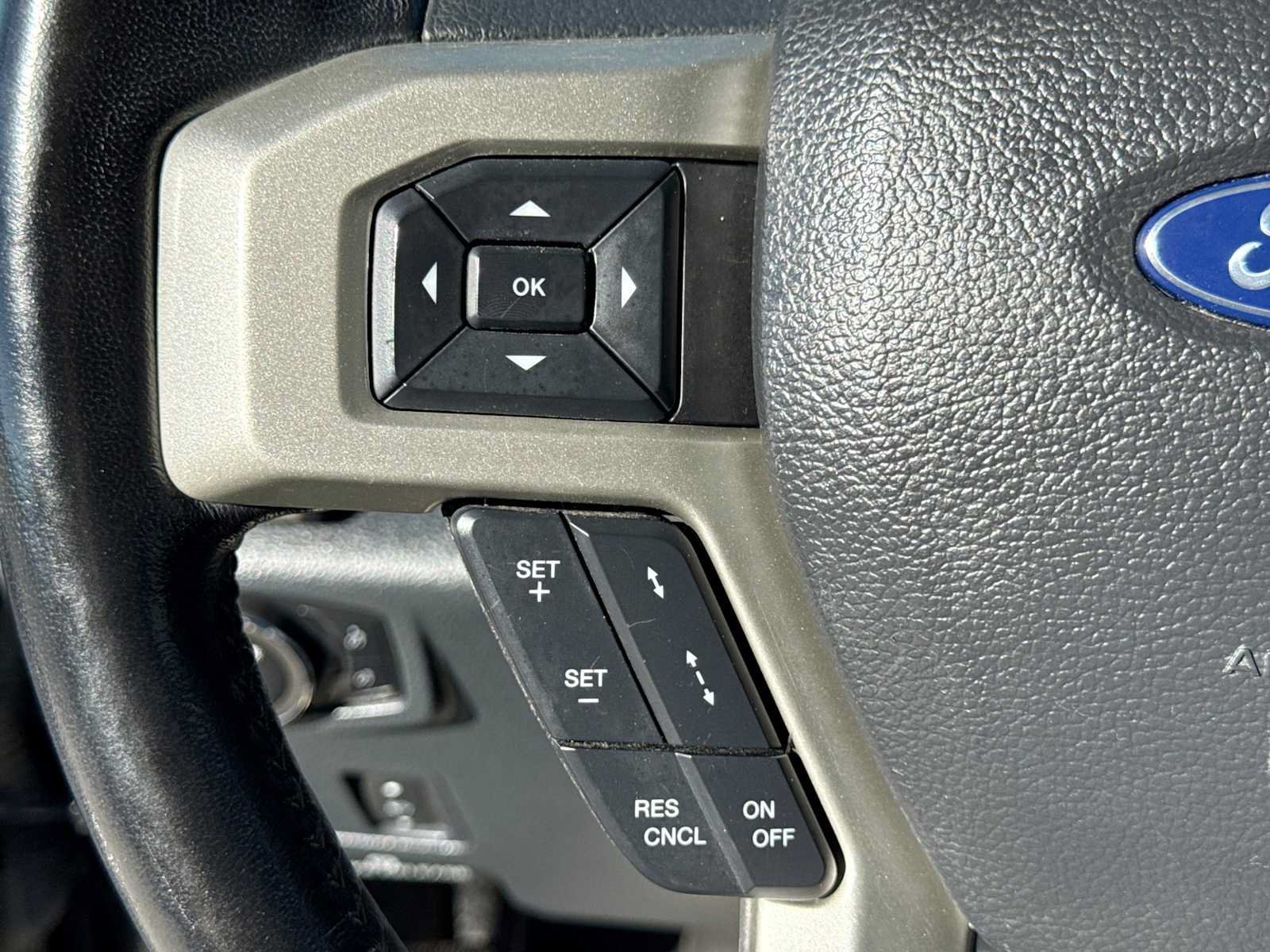 Used 2022 Ford F250 Lariat w/ Lariat Ultimate Package AWD/4WD image 23