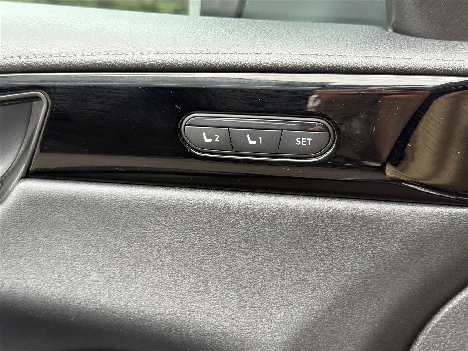 Used 2024 INFINITI QX60 Pure FWD image 18
