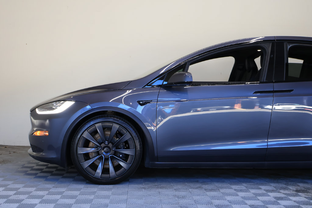 Used 2022 Tesla Model X Plaid AWD/4WD image 8