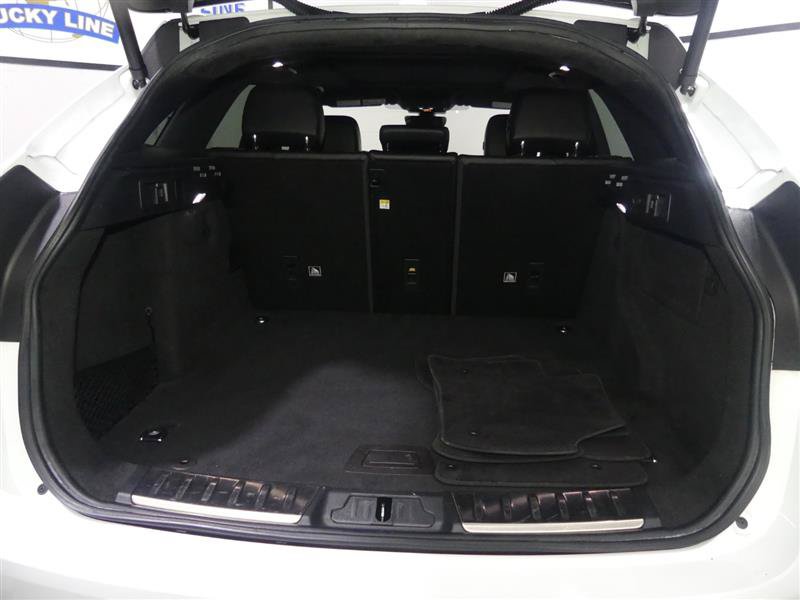 Used 2019 Jaguar F-PACE Premium AWD/4WD image 9