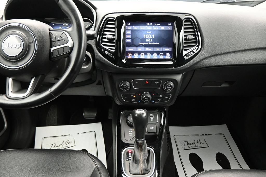 Used 2020 Jeep Compass Limited AWD/4WD image 16