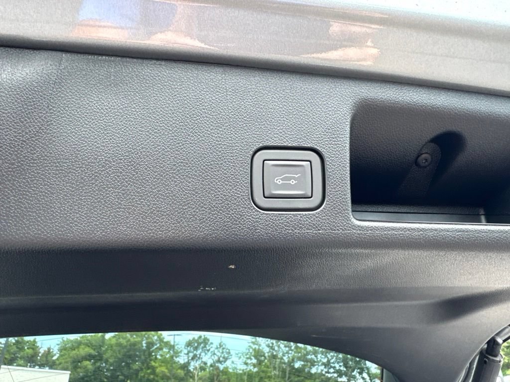 Used 2026 Chevrolet Equinox EV LT AWD/4WD image 7