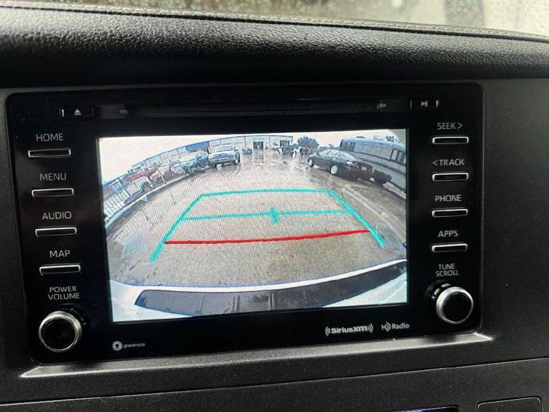 Used 2018 Toyota Sienna XLE Premium FWD image 37