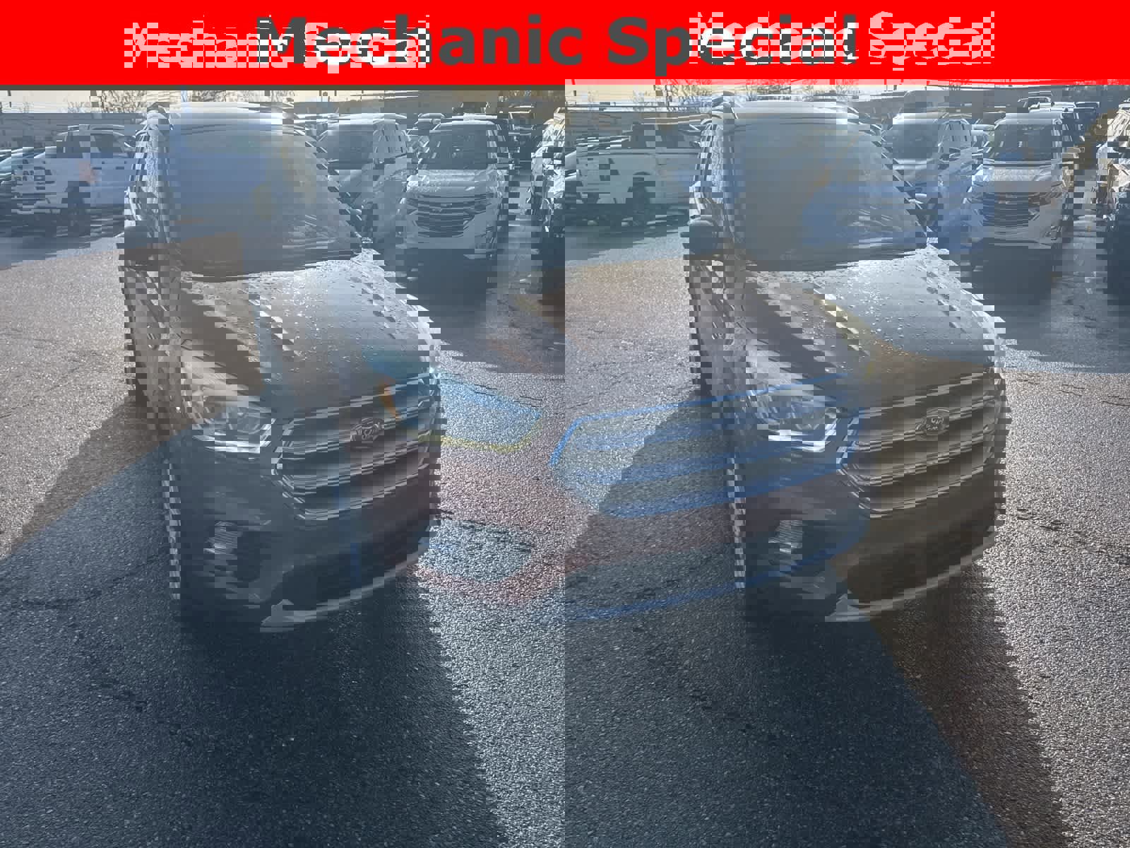 Used 2017 Ford Escape SE w/ Equipment Group 201A image 6