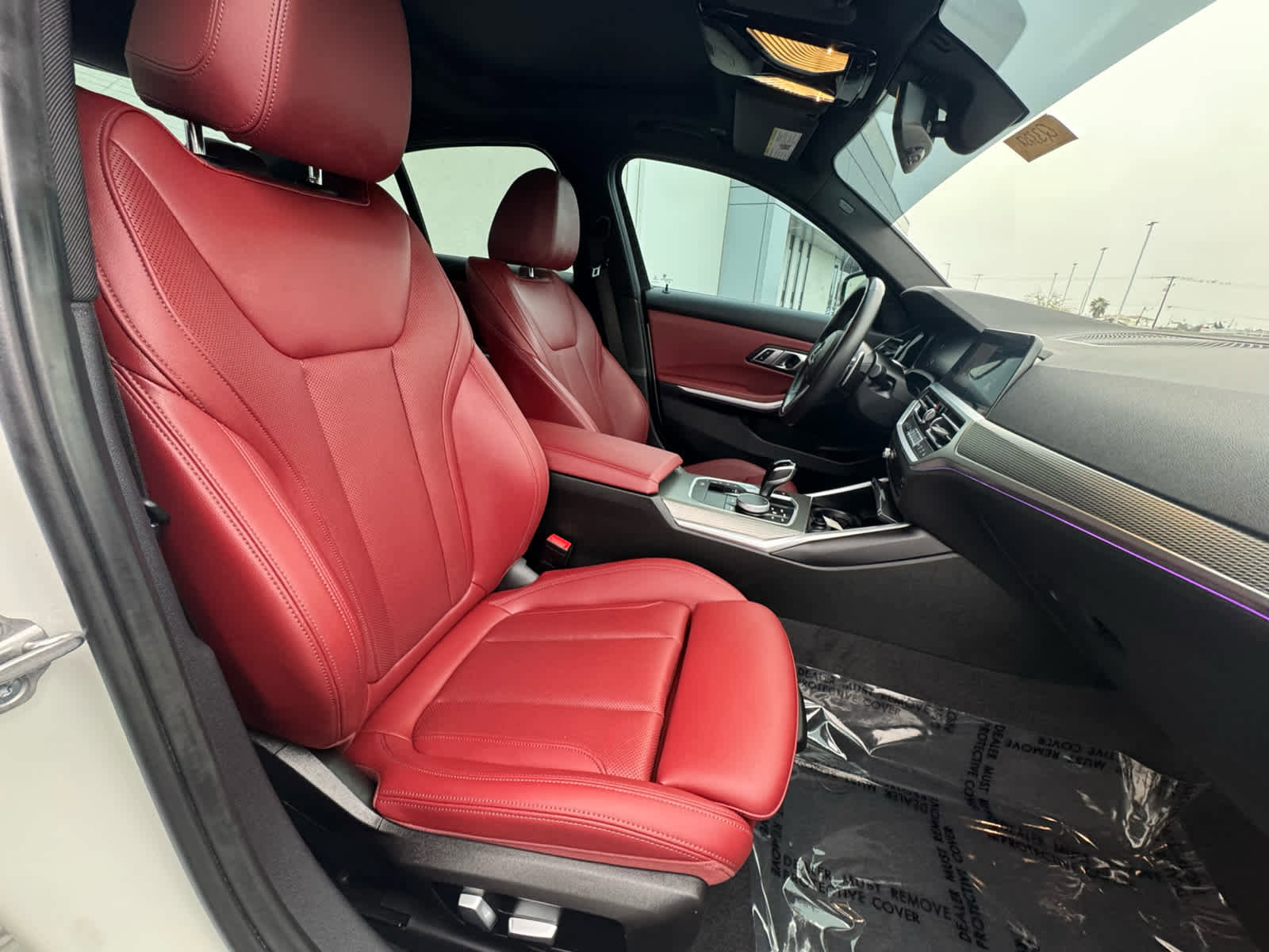 Used 2022 BMW 330i Sedan w/ M Sport Package image 23