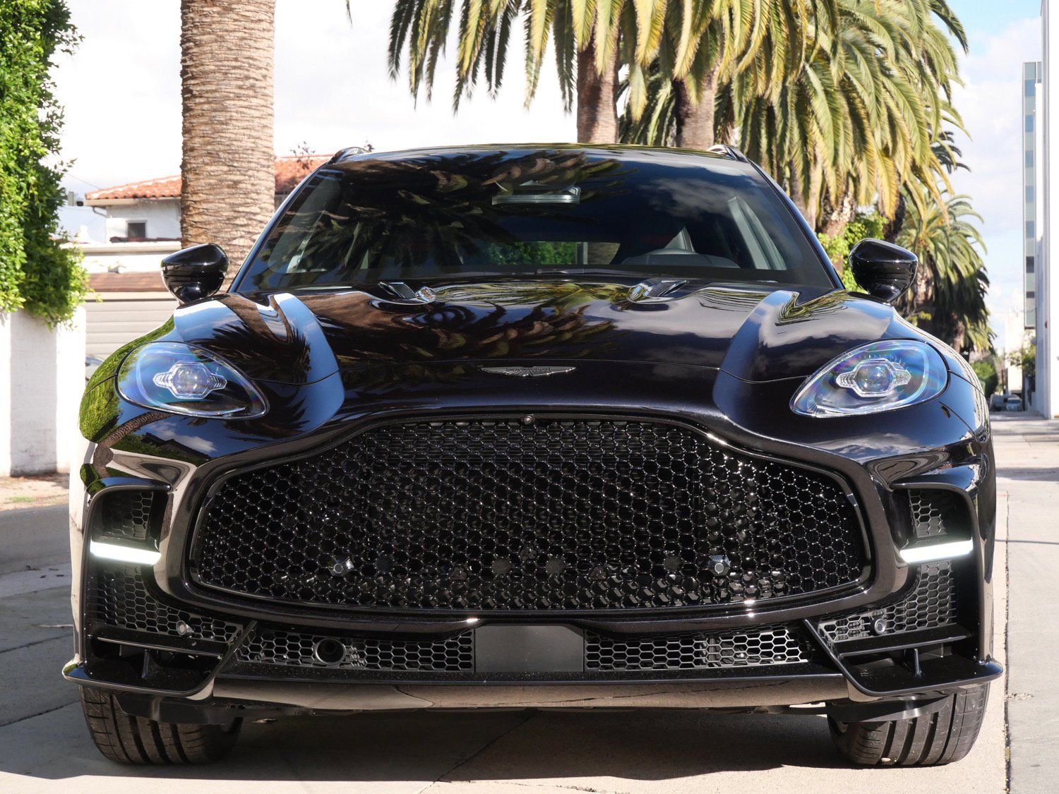 New 2026 Aston Martin DBX S image 7