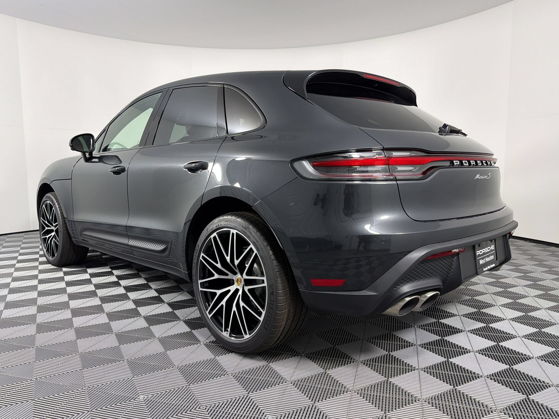 New 2026 Porsche Macan S AWD/4WD image 3