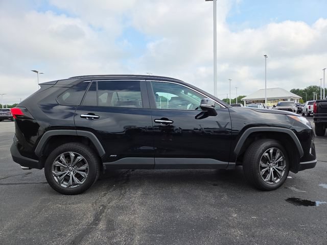 Used 2024 Toyota RAV4 Limited AWD/4WD image 19